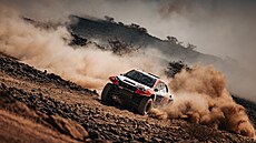 Aliyyah Kolocová, pilotka týmu Buggyra ZM Racing, na trati Dakaru 2025.