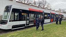 Letos v prosinci zanou v Praze jezdit nové tramvaje z dílen koda Group....