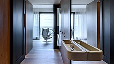 Pro dokonalé mimikry jsou dve�e ve stejném dekoru jako obklad, tak�e jejich...