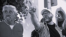 Viléma vece (na snímku z roku 2022 vpravo) znali lidé v Olomouci mimo jiné...