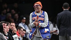 Spike Lee v roli fanouka bhem zápasu Brooklyn Nets -  New York Knicks