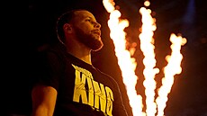 Stephen Curry z Golden State Warriors se soust�edí na zápas.