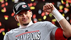 Patrick Mahomes má radost z postupu Kansas City Chiefs do Superbowlu.