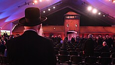 P�ipomínkové akce k 80. výro�í osvobození nacistického koncentra�ního a...