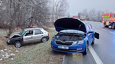 Hasi�i v Karlovarském kraji ve �tvrtek ráno zasahovali u �esti nehod, p�i nich...