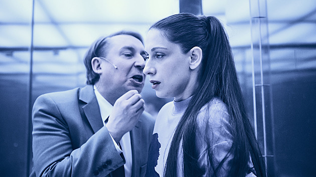 Osud Petra Kellnera na jevišti. Národní divadlo uvádí hru inspirovanou miliardářem