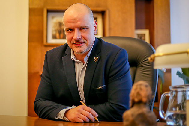 Alexandr Nogrády v k�esle starosty �eského Krumlova vyst�ídal v roce 2022...