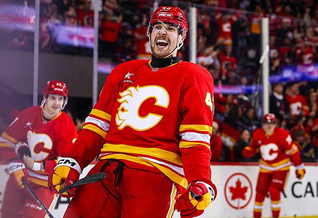 Klapka se v Calgary prosadil, s Flames podepsal novou smlouvu