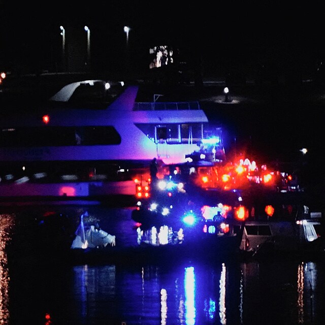 Ve Washingtonu se srazilo letadlo s vojensk�m vrtuln�kem, oba stroje spadly do �eky. Na m�st� prob�h� masivn� z�chrann� akce. (30. ledna 2025)