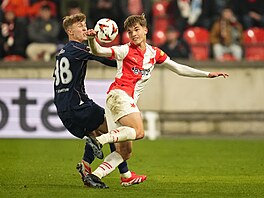 Hugo Bolin (vlevo) z Malmö a Mikulá Konený ze Slavie.