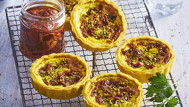 Slané minikoláky s rajaty