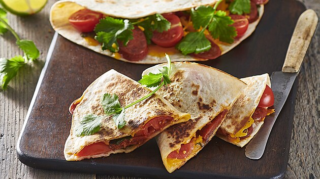 Quesadilla s chorizem a rajaty