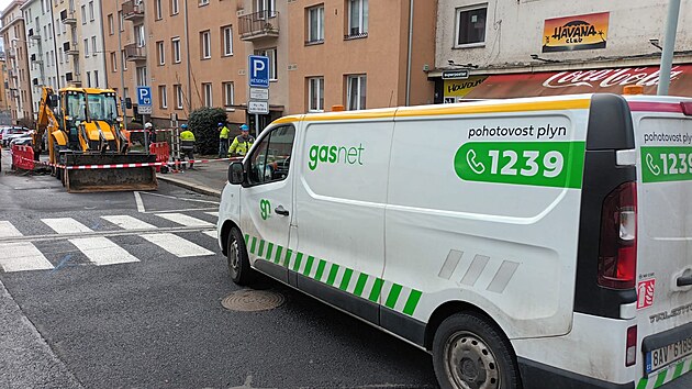 V ulici Velk Hradebn v st nad Labem unikl plyn. Byla nutn evakuace ty obytnch dom. (31. ledna 2025)