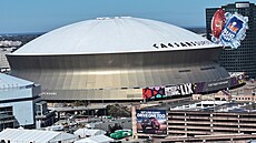 Na stadionu Caesars Superdome v Louisian�, který má kapacitu 83 000 divák� se...