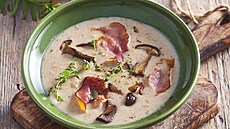 Kr�mov� houbov� pol�vka