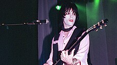 Richey Edwards v asech glamrockového období Manic Street Preachers (15. záí...