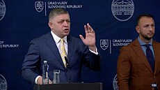 Platí vás Soros a nenávidíte vládu, �ekl Fico noviná��m