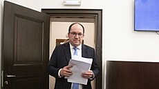 Tisková konference po jednání celostátního výboru KDU-�SL. Na fotografii Marek...