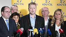 Tisková konference po jednání celostátního výboru KDU-�SL. Marek Výborný, Pavel...
