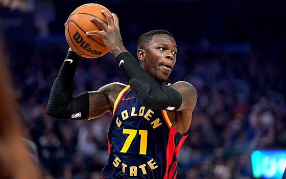 Dennis Schröder v dresu Golden State Warriors.
