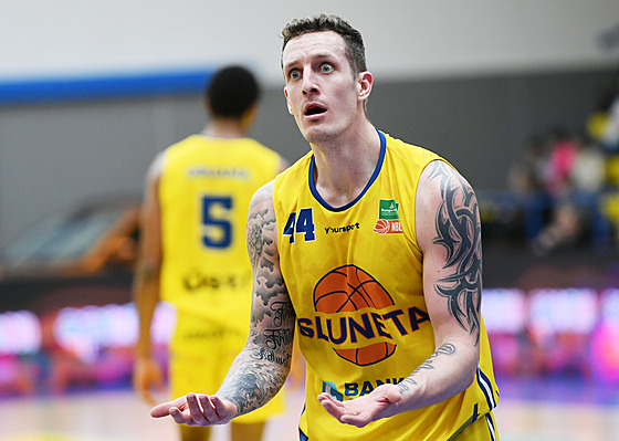 Ústecký Ladislav Pecka a jeho vyítavý pohledm smrem k rozhodím