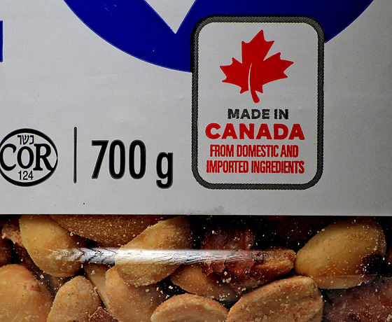 Kana�ané v rámci odporu v��i americkým cl�m p�estávají kupovat americké zbo�í,...