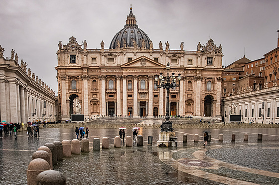 Bazilika sv. Petra ve Vatikánu je v roce 2025 cílem milion� poutník� z celého...