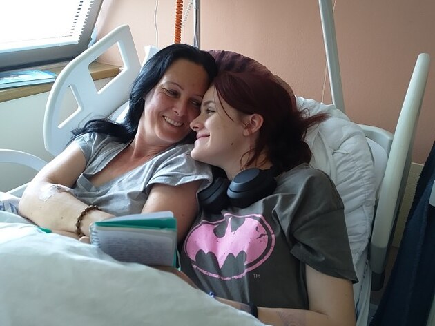 Pomáhala druhým. Nádor na mozku paní Ev� ale zm�nil �ivot, nyní shání peníze na...