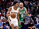Trey Murphy z New Orleans bhem utkání proti Bostonu.