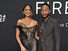 Chrissy Teigenová a John Legend na cenách Grammy v Los Angeles (2. února 2025)