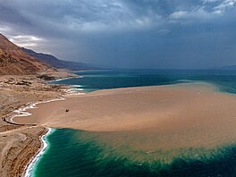 �Nem��eme jednat sami,� �íká Karny s tím, �e je nutné o zále�itosti jednat i s...