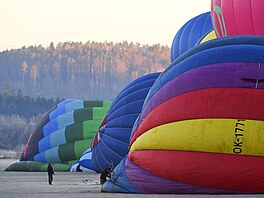Sout� horkovzdu�ných balón� Pohár Jaroslava Ha�ka v Kej�lici. (1. února 2025)