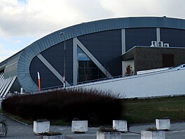 ATLETICKÁ HALA Nejmodern�j�í �eská hala pro atletiku slou�í od roku 2016. �Je...