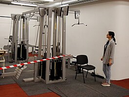 POSILOVNA Sou�ásti atletického tunelu je i sektor pro dálku a malá posilovna....