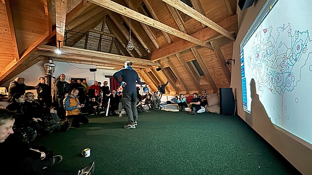 Rann� briefing p�ed startem z�vodu