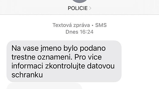 Policie varuje ped SMS zprvami s podvodnm odkazem. Vypadaj, e jsou rozeslny z linky 158 a pjemci sdluj, e na nj bylo podno trestn oznmen. Policie zdrazuje, aby lid na pipojen odkaz v dnm ppad neklikali.