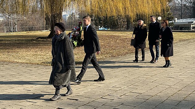Blzc, ptel a veejnost se lou s bvalou sentorkou Elikou Wagnerovou. (5. nora 2025)