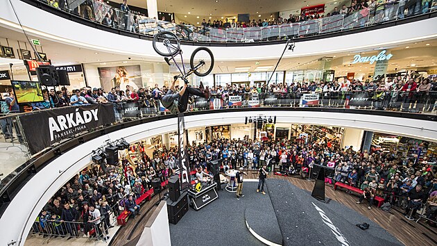 Sn�mek z DownMall z�vodu z roku 2015