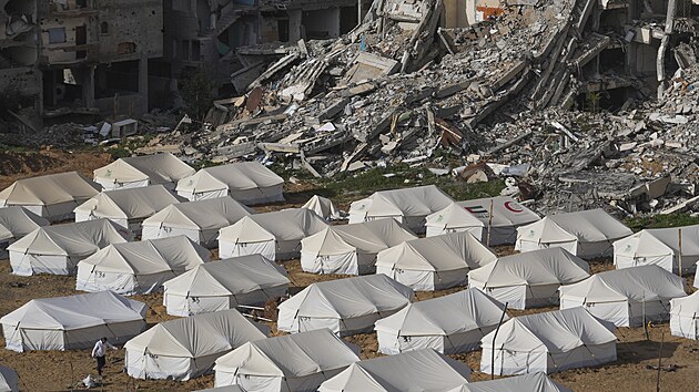 Pohled na stany pro vysdlen Palestince v Dabalji v Psmu Gazy. (6. nora 2025)