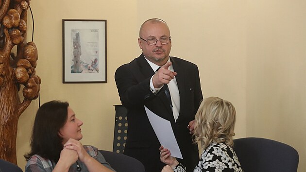 Starosta Bohumna na Karvinsku Petr Vcha (vlevo) odstoupil po ticeti letech ve funkci. (3. nora 2025)