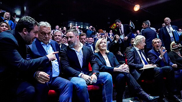 V Madridu se se�li l�d�i frakce Evropsk�ho parlamentu Patrioti pro Evropu, mimo jin� ma�arsk� premi�r Viktor Orb�n, ��fka francouzsk� strany N�rodn� sdru�en� (RN) Marine Le Penov� �i m�stop�edseda italsk� vl�dy Matteo Salvini. (8. �nora 2025)