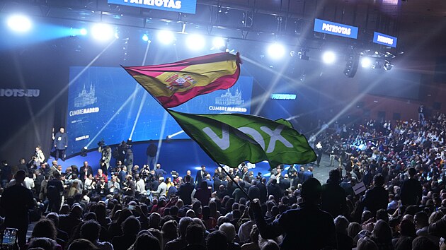 V Madridu se se�li l�d�i frakce Evropsk�ho parlamentu Patrioti pro Evropu, mimo jin� ma�arsk� premi�r Viktor Orb�n, ��fka francouzsk� strany N�rodn� sdru�en� (RN) Marine Le Penov� �i m�stop�edseda italsk� vl�dy Matteo Salvini. (8. �nora 2025)