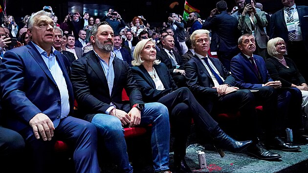 V Madridu se se�li l�d�i frakce Evropsk�ho parlamentu Patrioti pro Evropu, mimo jin� ma�arsk� premi�r Viktor Orb�n, ��fka francouzsk� strany N�rodn� sdru�en� (RN) Marine Le Penov� �i m�stop�edseda italsk� vl�dy Matteo Salvini. (8. �nora 2025)