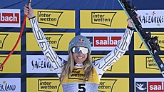 Ester Ledecká si u�ívá t�etí místo ve sjezdu na mistrovství sv�ta.