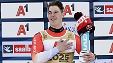 Franjo Von Allmen si u�ívá triumf ve sjezdu na sv�tovém �ampionátu.