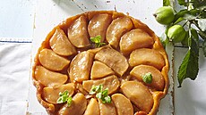 Tarte tatin (francouzsk� jable�n� kol��)