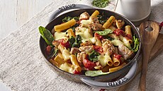 Zape�en� t�stoviny s ku�ec�m masem