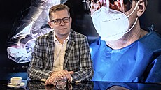 Hostem po�adu Rozst�el je neurochirurg David Netuka.