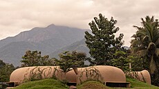 Bunkr anebo protiletecký kryt? Kdepak. Jen trochu jiné bydlení, co chtlo mít...