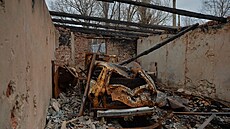 Ve m�st� Kos�antynivka je zni�eno obytné vozidlo i s domem. (31. ledna 2025)